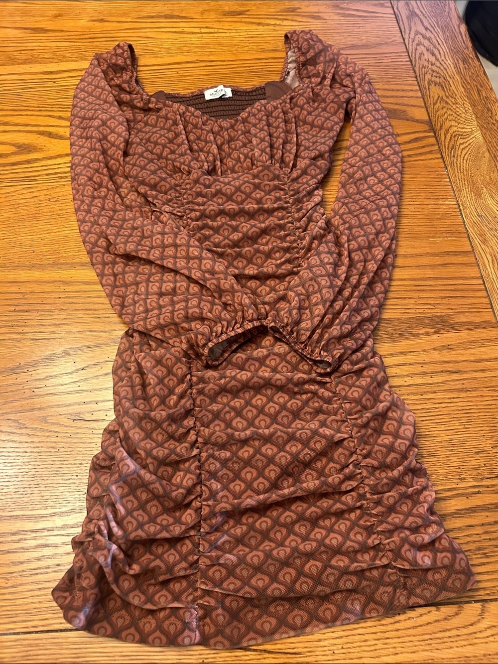 Hollister Long Sleeve Ruched Brown Printed Dress/1